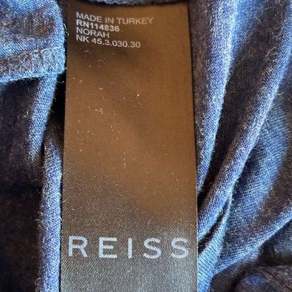 Reiss Norah Draped Off-the-Shoulder Top-Women Size S - Picture 7 of 7